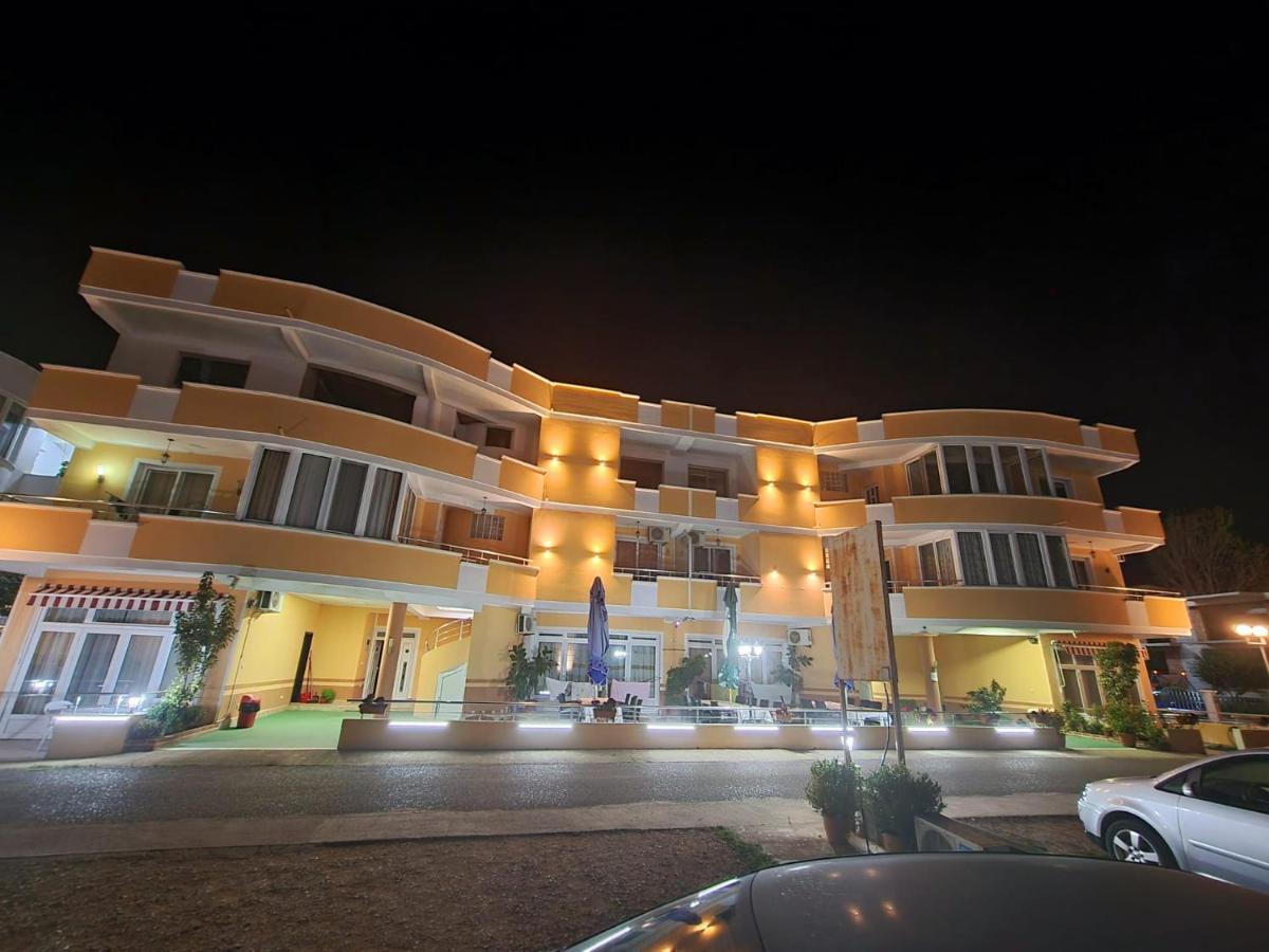 Grandino Rooms & Apartments Ulcinj Exterior photo
