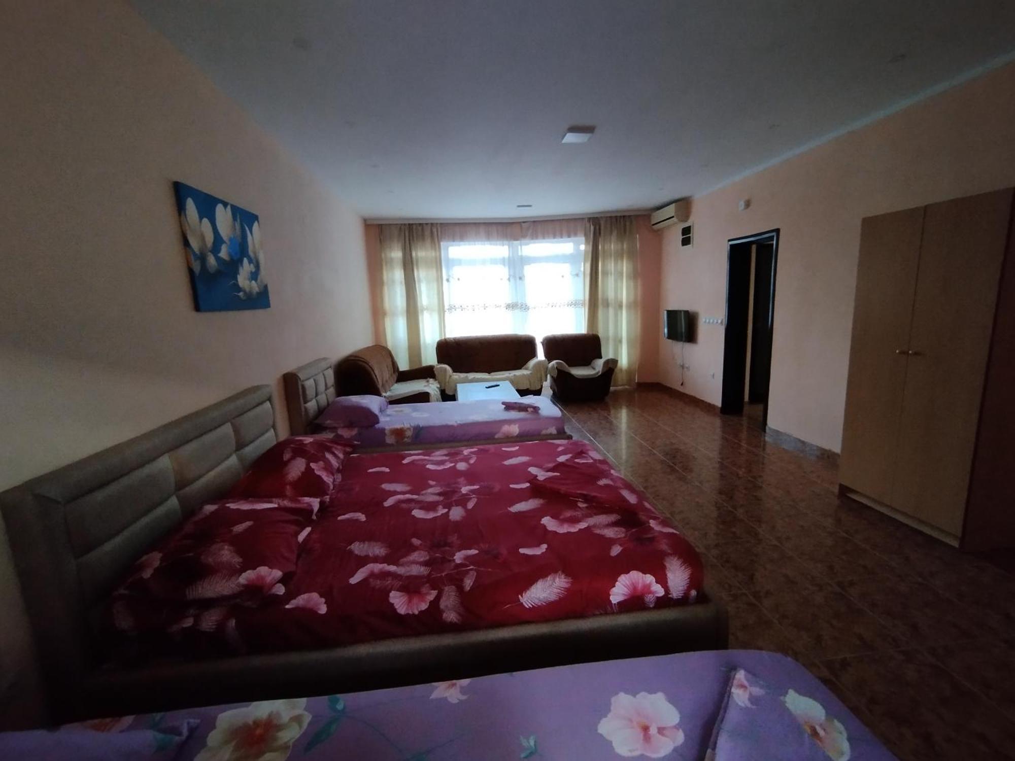 Grandino Rooms & Apartments Ulcinj Exterior photo