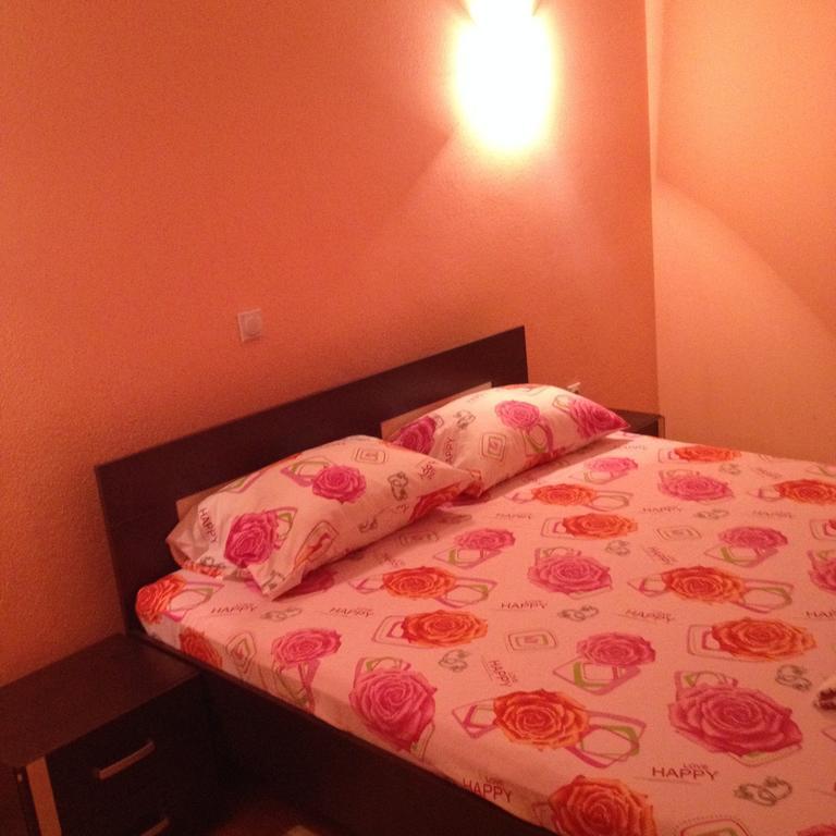 Grandino Rooms & Apartments Ulcinj Room photo
