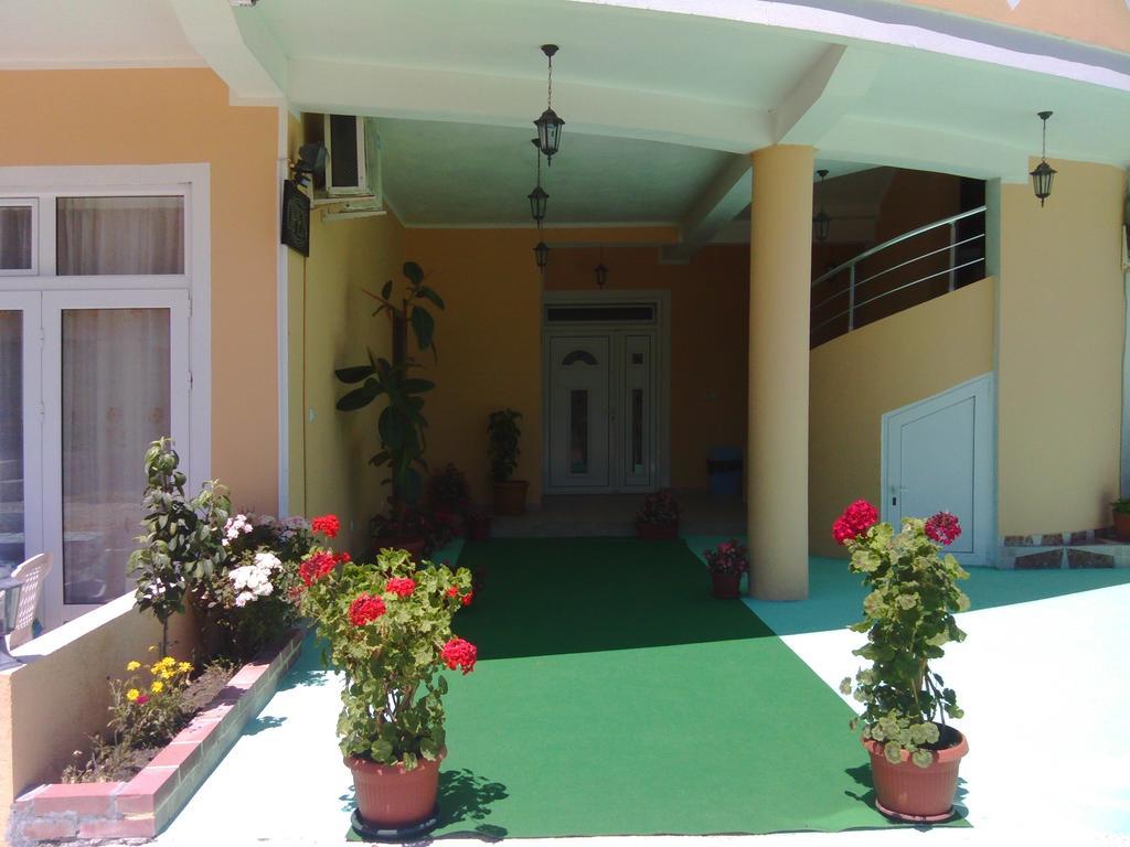 Grandino Rooms & Apartments Ulcinj Room photo