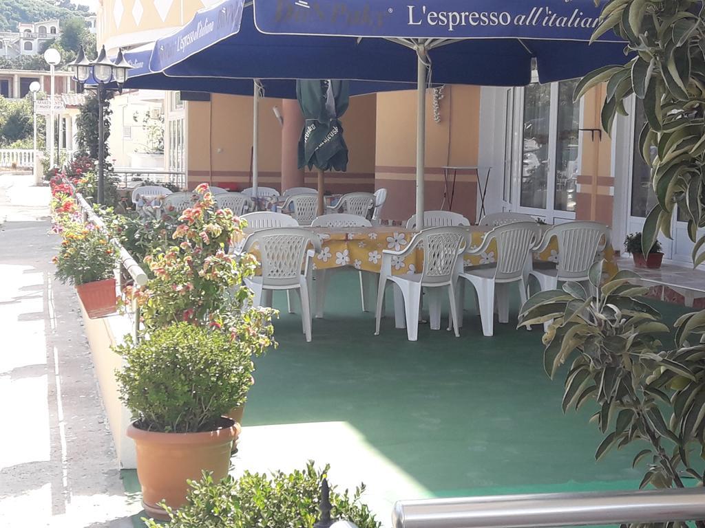 Grandino Rooms & Apartments Ulcinj Exterior photo